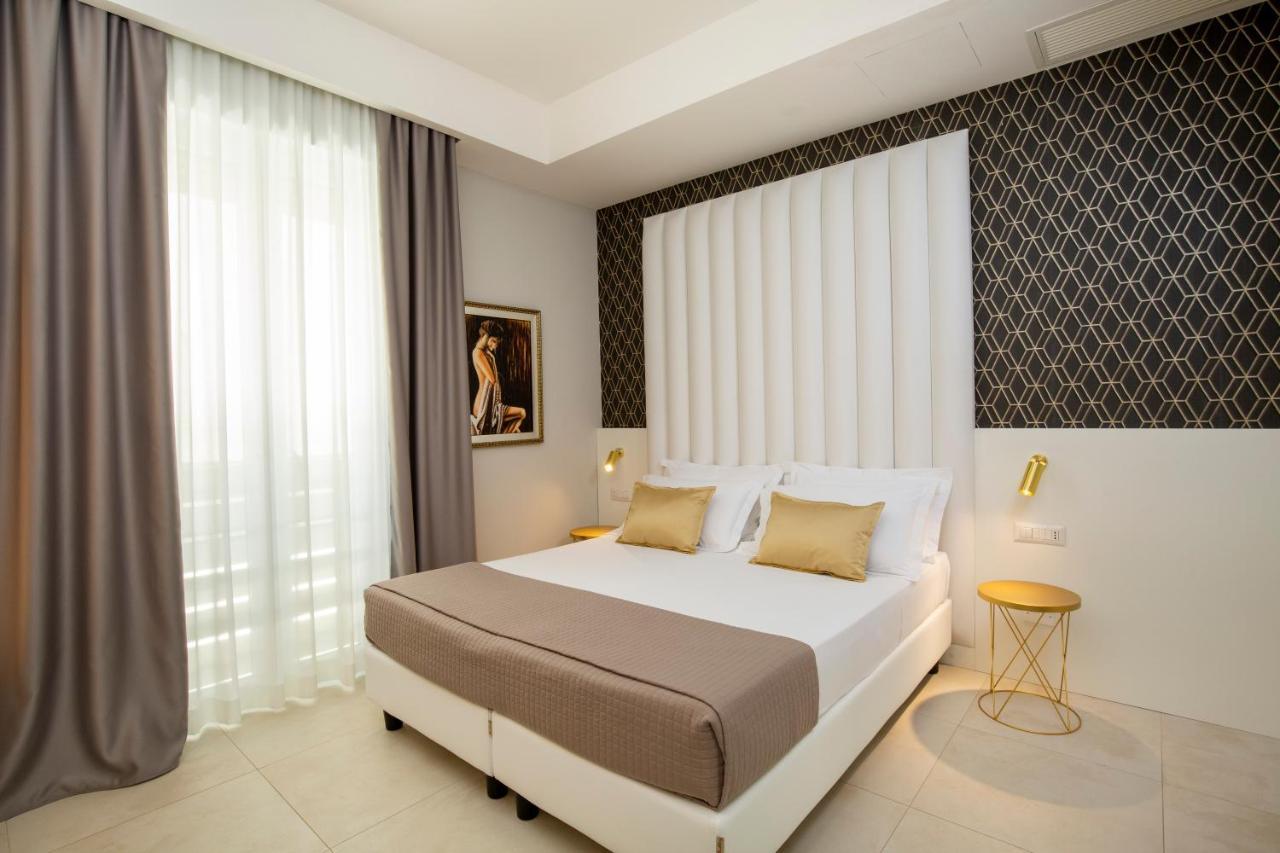 Hotel Cenisio Rimini Buitenkant foto