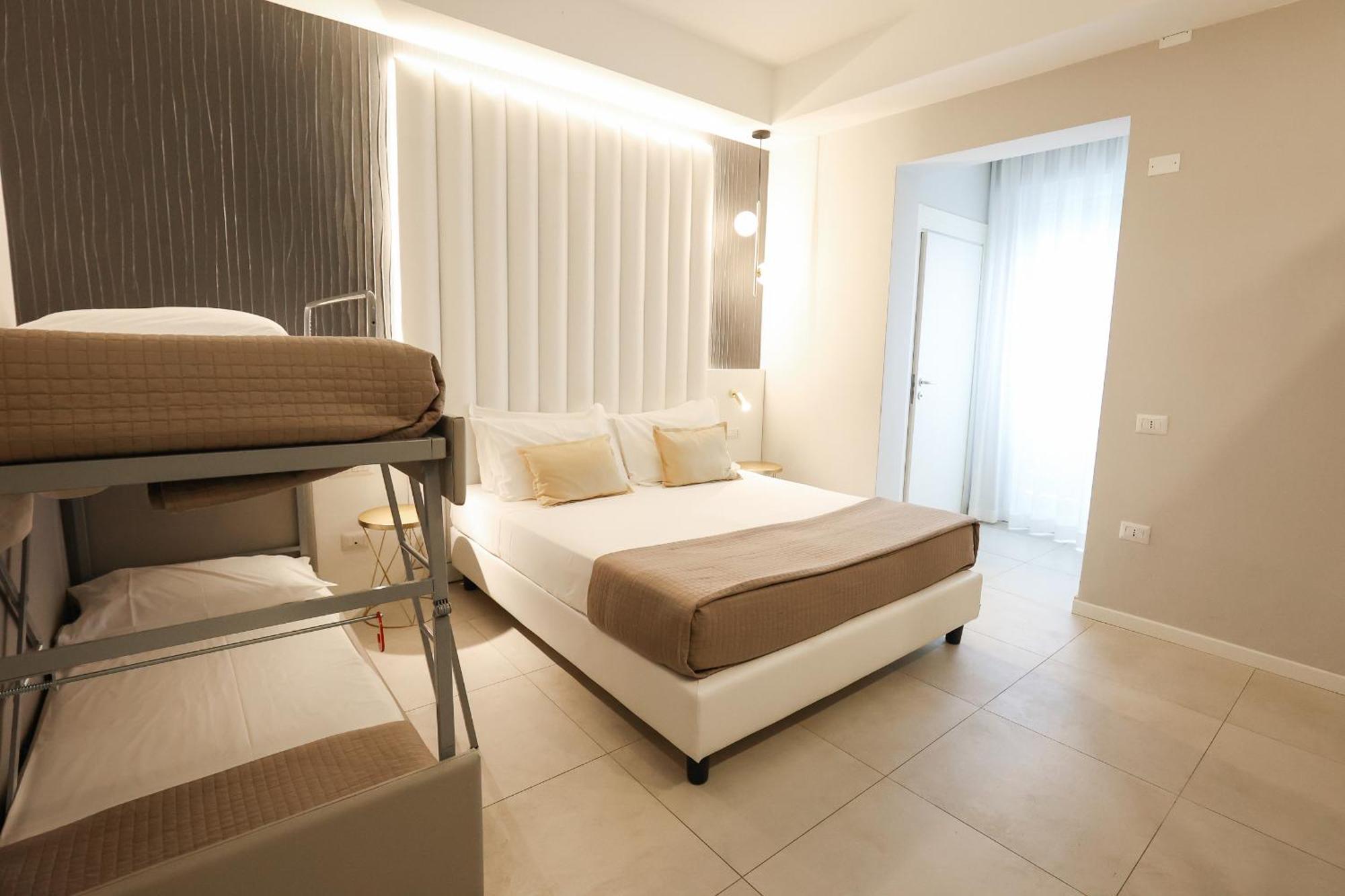 Hotel Cenisio Rimini Buitenkant foto