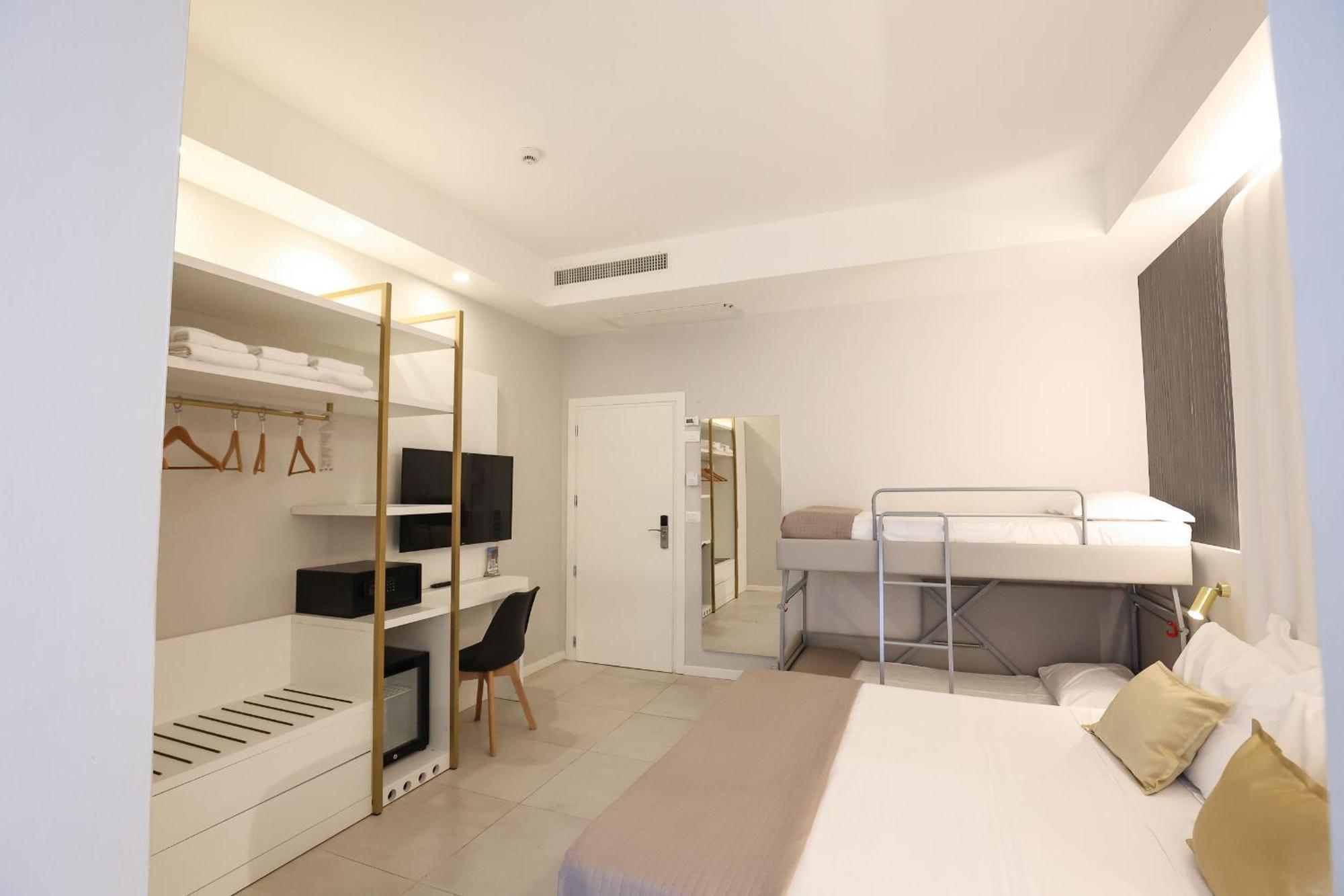 Hotel Cenisio Rimini Buitenkant foto